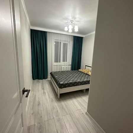 Apartment In Street Toktogula 77 Bishkek Esterno foto