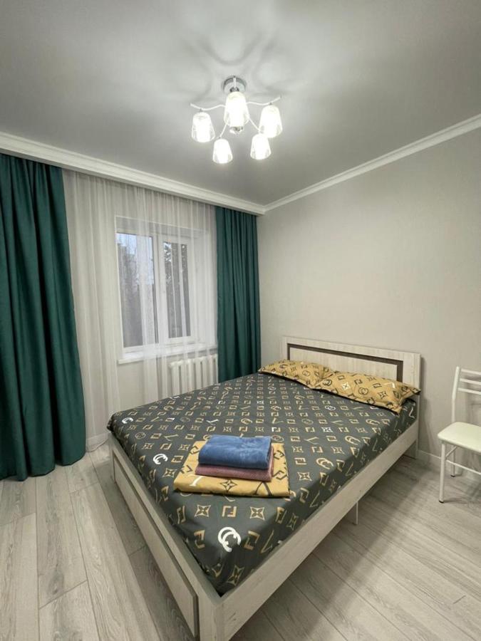 Apartment In Street Toktogula 77 Bishkek Esterno foto